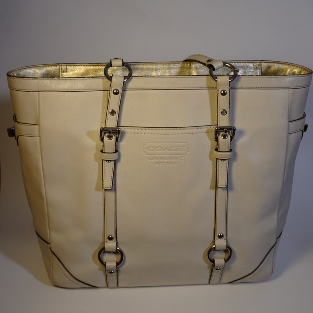 Coach Bag Gallery East West F12343 Ivory And Gold Leather Handbag / Shoulder bag